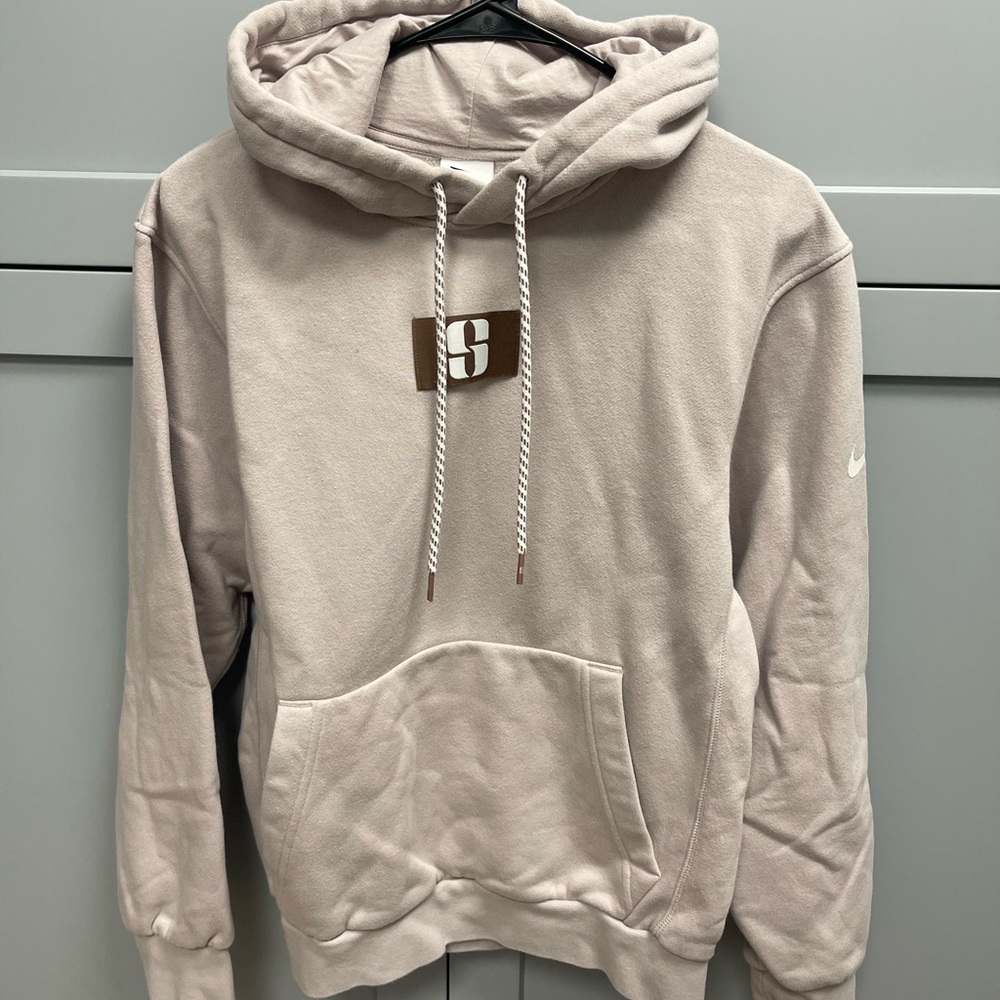 Nike Sabrina Hoodie – Women’s XS – Pale Purple